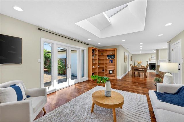 1313 Lindsay Way, San Jose, CA 95118