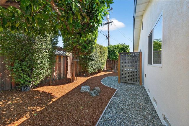 1313 Lindsay Way, San Jose, CA 95118