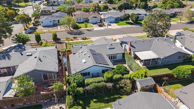 1313 Lindsay Way, San Jose, CA 95118