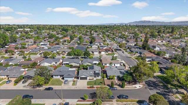 1313 Lindsay Way, San Jose, CA 95118