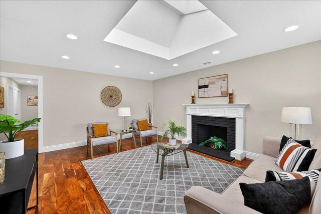 1313 Lindsay Way, San Jose, CA 95118