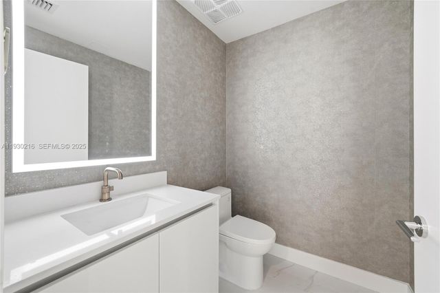 700 NE 24TH ST 4801, Miami, FL 33137