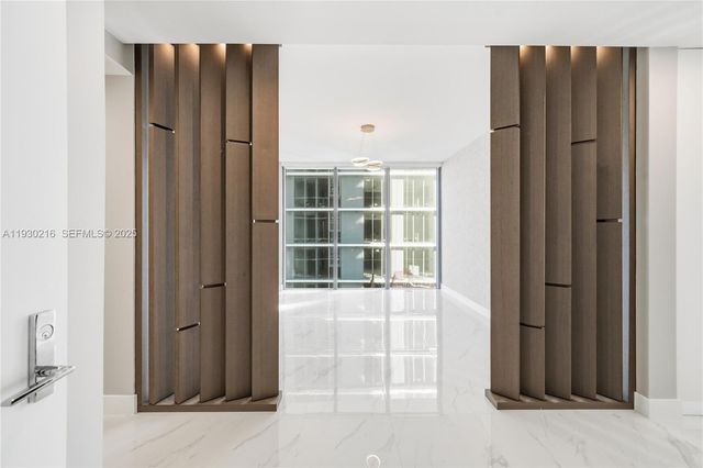 700 NE 24TH ST 4801, Miami, FL 33137