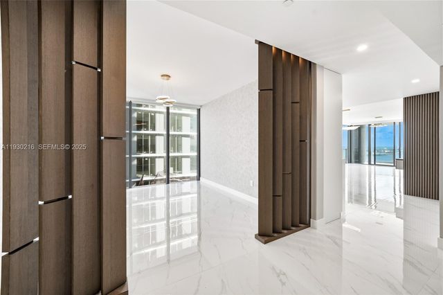 700 NE 24TH ST 4801, Miami, FL 33137