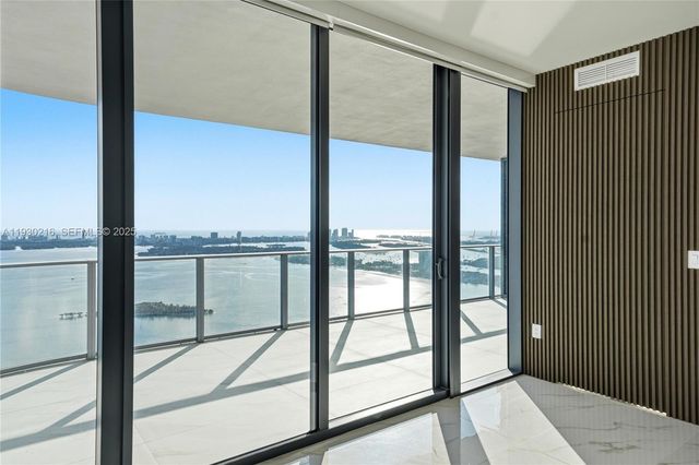 700 NE 24TH ST 4801, Miami, FL 33137