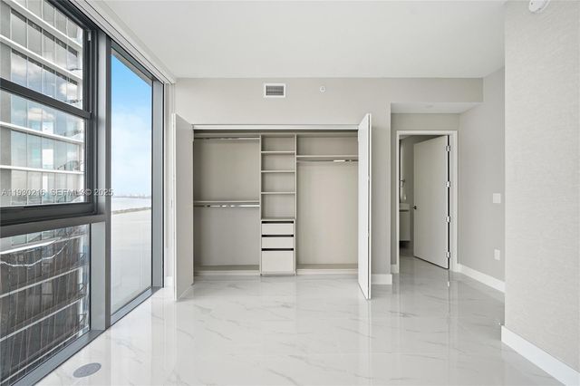 700 NE 24TH ST 4801, Miami, FL 33137