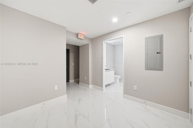 700 NE 24TH ST 4801, Miami, FL 33137