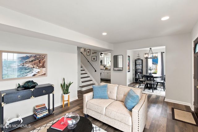 1072 W Bay Avenue, Barnegat, NJ 08005