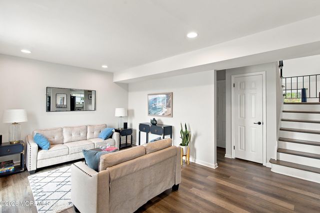 1072 W Bay Avenue, Barnegat, NJ 08005