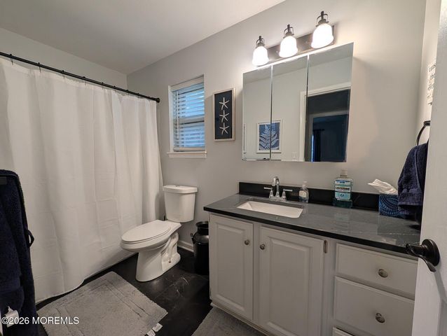 1072 W Bay Avenue, Barnegat, NJ 08005