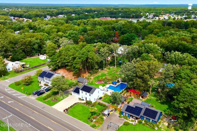 1072 W Bay Avenue, Barnegat, NJ 08005