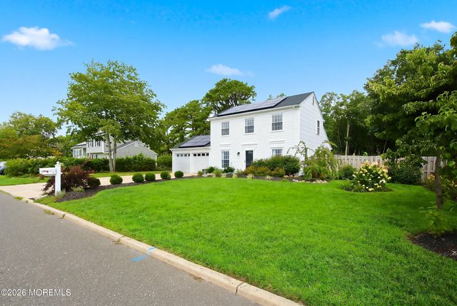 1072 W Bay Avenue, Barnegat, NJ 08005
