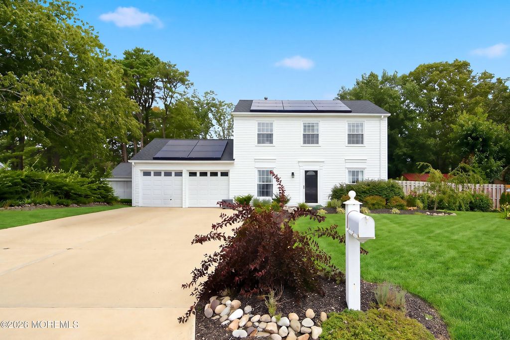 1072 W Bay Avenue, Barnegat, NJ 08005