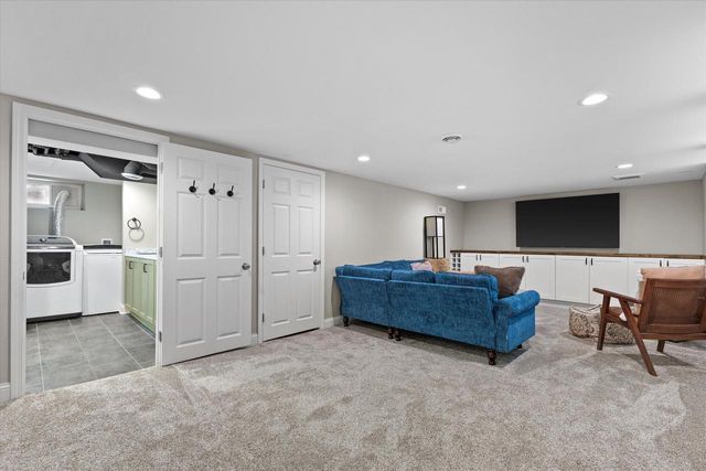 2537 N 84th STREET, Milwaukee, WI 53226