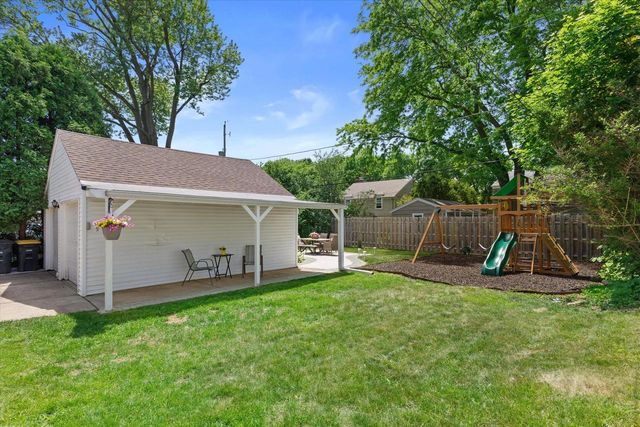 2537 N 84th STREET, Milwaukee, WI 53226