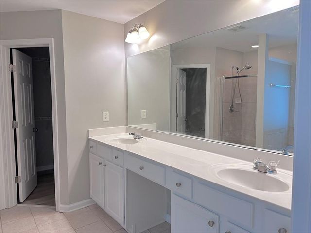 180 Finchley Drive, Roswell, GA 30076