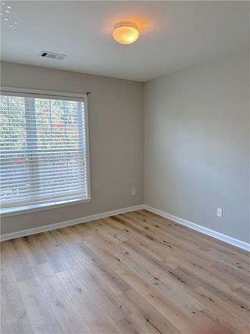 180 Finchley Drive, Roswell, GA 30076