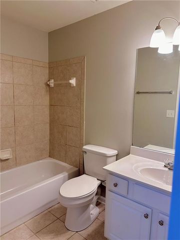 180 Finchley Drive, Roswell, GA 30076