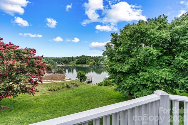 50 Sand Bar Drive, Taylorsville, NC 28681