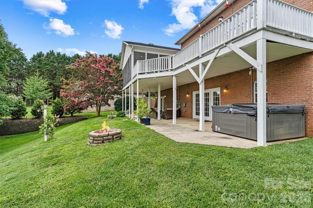 50 Sand Bar Drive, Taylorsville, NC 28681