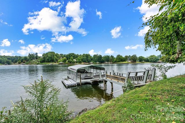 50 Sand Bar Drive, Taylorsville, NC 28681