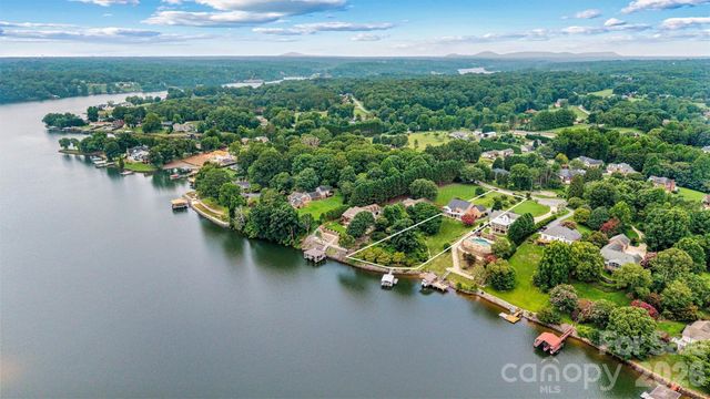 50 Sand Bar Drive, Taylorsville, NC 28681