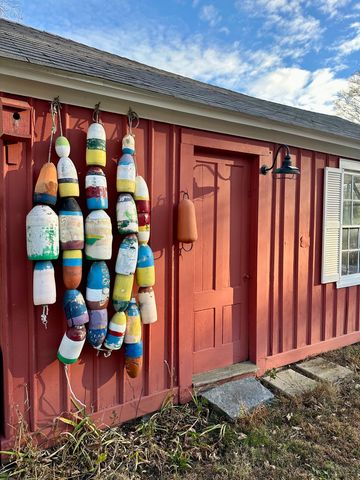 43 Pennywise Lane, Old Saybrook, CT 06475