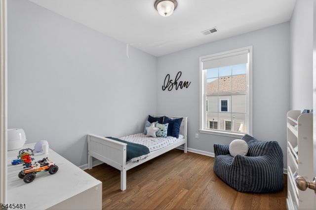 197 Roosevelt Dr, Wood-ridge Boro, NJ 07075