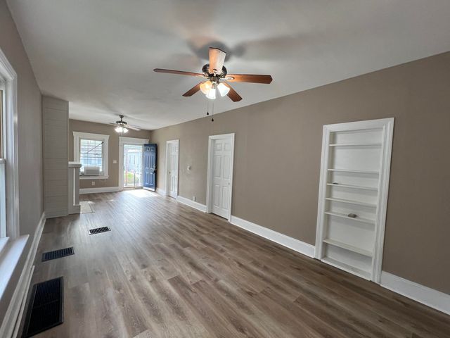 136 E 43rd Street, Covington, KY 41015