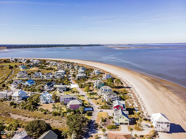 128 N Harbor Drive, Harbor Island, SC 29920
