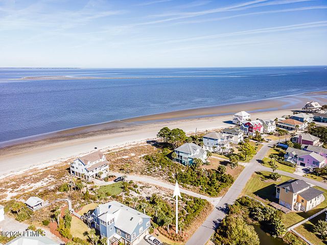 128 N Harbor Drive, Harbor Island, SC 29920