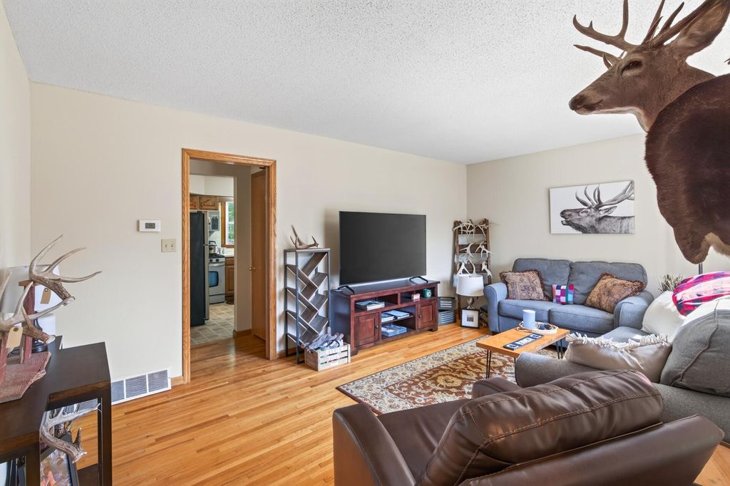 7146 Military Road, Woodbury, MN 55129 — photo 5