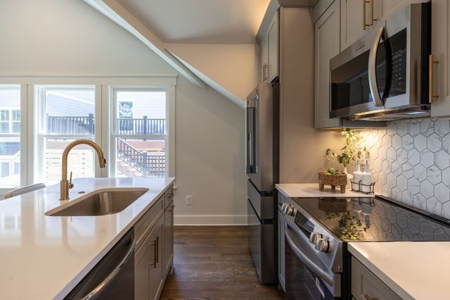 1102 Caldwell Avenue, Nashville, TN 37204