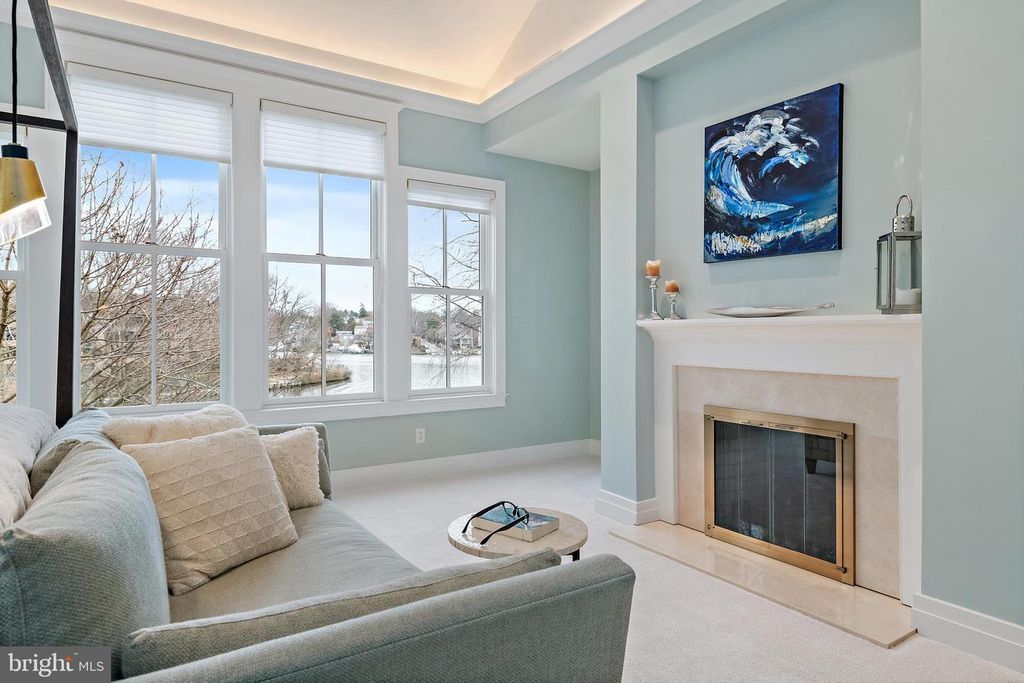 Image 41 of property listing at 906 CREEK DR, Annapolis, MD 21403