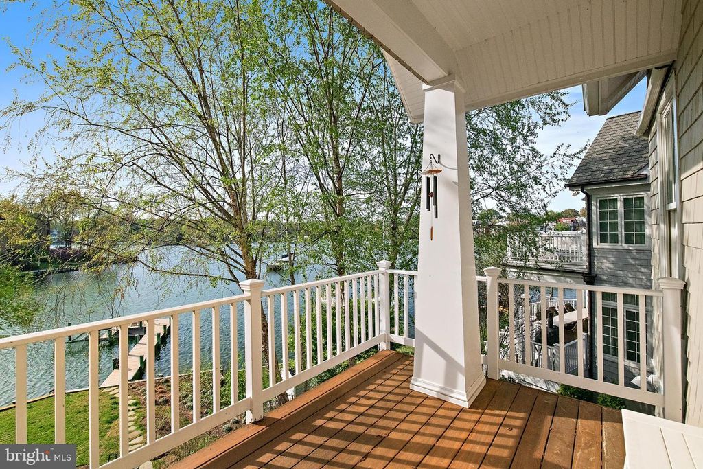 Image 82 of property listing at 906 CREEK DR, Annapolis, MD 21403