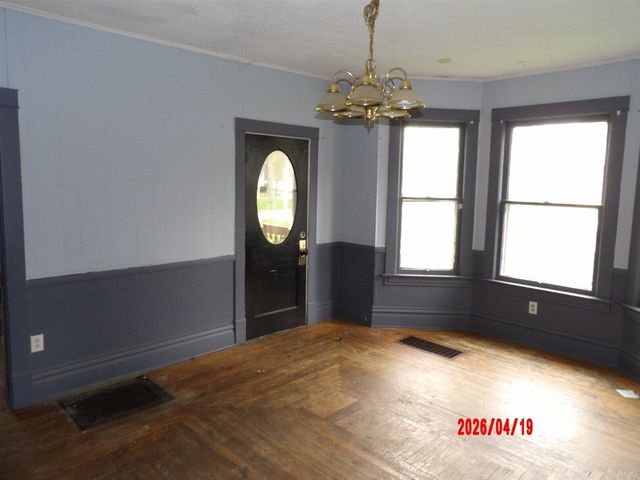 610 Pine Street, Three Rivers, MI 49093