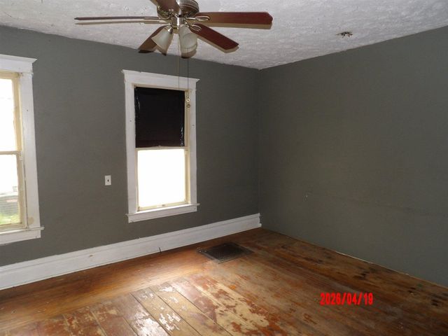 610 Pine Street, Three Rivers, MI 49093