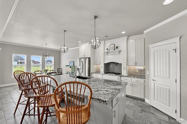8220 N 154th Avenue E, Owasso, OK 74055