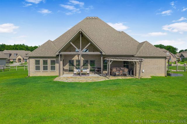 8220 N 154th Avenue E, Owasso, OK 74055