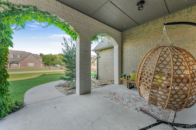 8220 N 154th Avenue E, Owasso, OK 74055