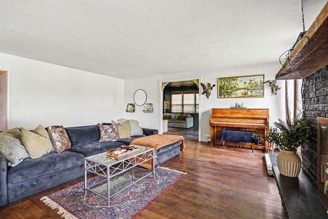 9010 73rd Street, South Haven, MI 49090