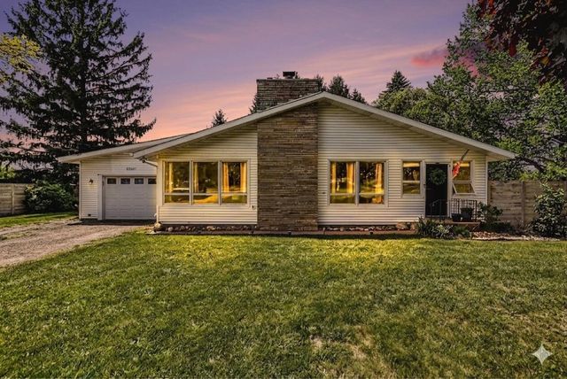 9010 73rd Street, South Haven, MI 49090