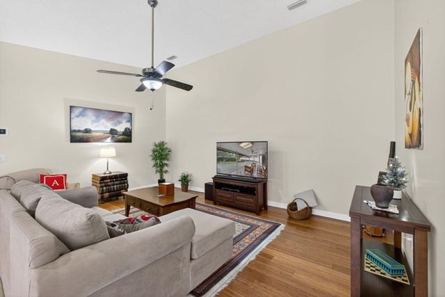 8323 Old Forest Road, Palm Beach Gardens, FL 33410