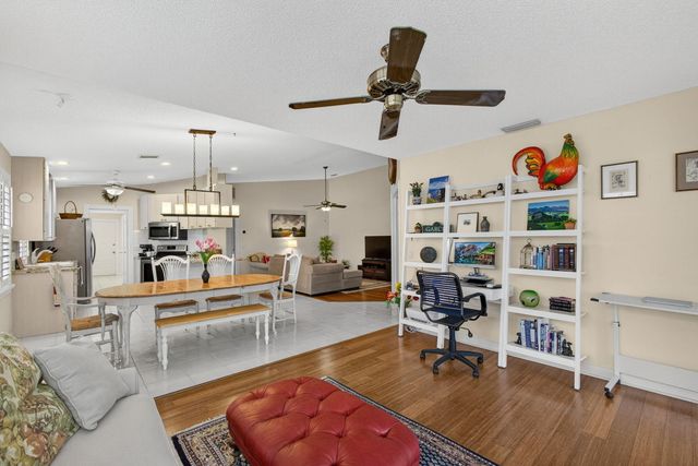 8323 Old Forest Road, Palm Beach Gardens, FL 33410