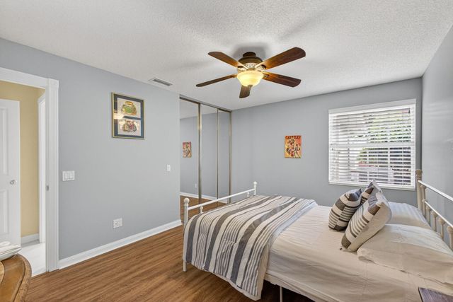 8323 Old Forest Road, Palm Beach Gardens, FL 33410