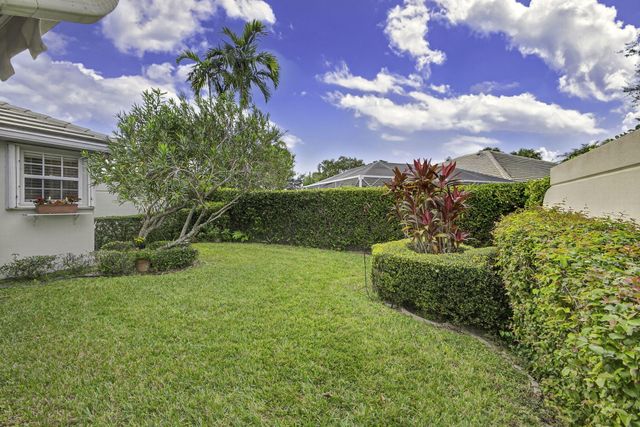 8323 Old Forest Road, Palm Beach Gardens, FL 33410