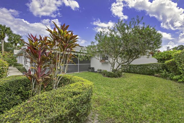 8323 Old Forest Road, Palm Beach Gardens, FL 33410