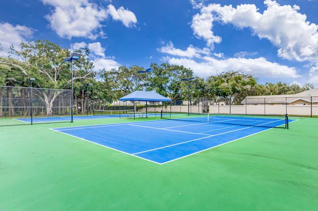 8323 Old Forest Road, Palm Beach Gardens, FL 33410