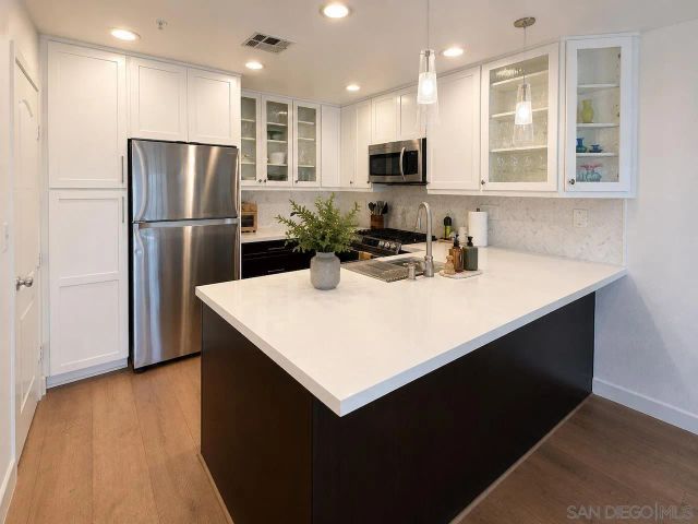 12608 Carmel Country Road 34, San Diego, CA 92130