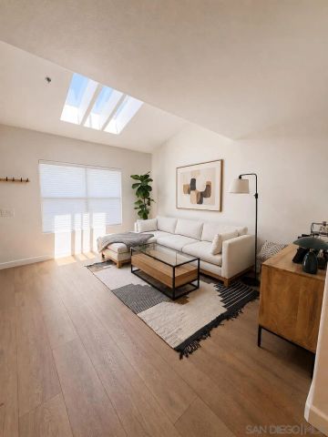 12608 Carmel Country Road 34, San Diego, CA 92130
